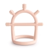Mushie Gryzak Sensoryczny No-Drop – Blush