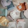 Mushie Śliniak Silikonowy Cambridge Blue