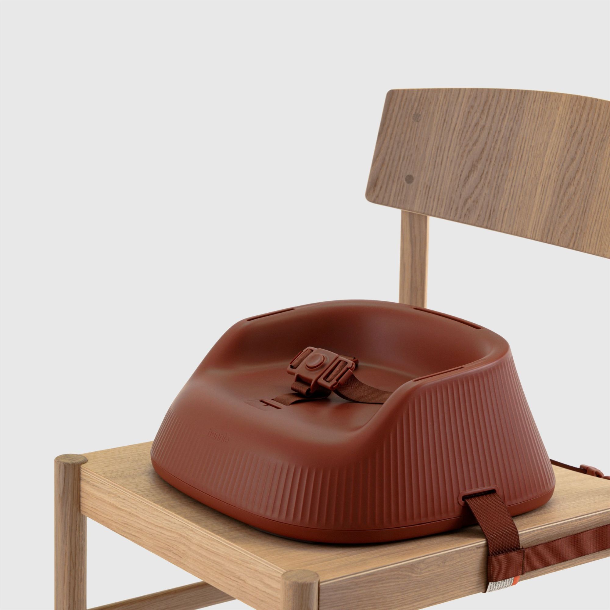 Hannie Przenośne krzesełko do karmienia - Mahogany Red