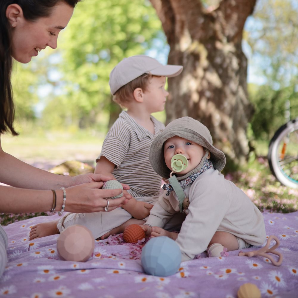Mushie Kule Sensoryczne (Nesting Spheres) - Powder Blue